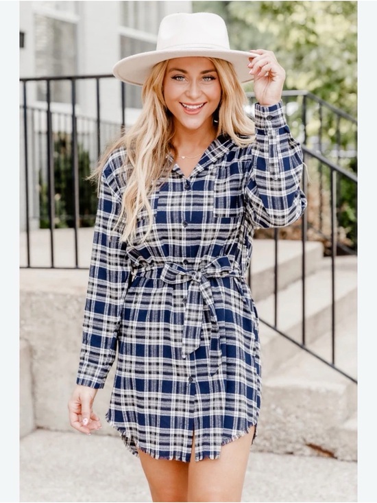Pink Lily Dresses & Skirts - Pink Lily Navy and Cream Plaid Button-Front Shirt Dress with Waist Tie size smal